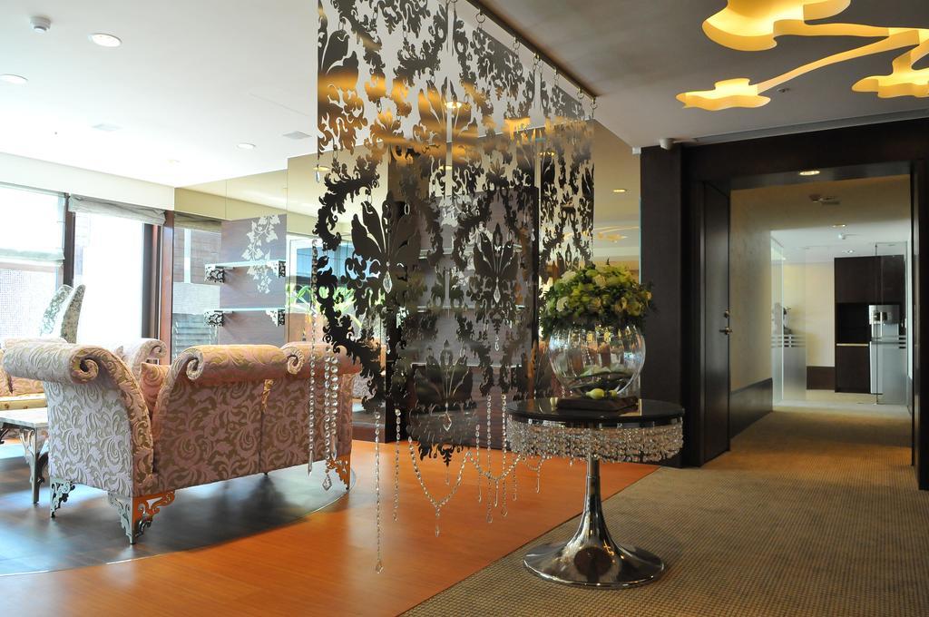 Monarch Skyline Hotel Luzhu Luaran gambar